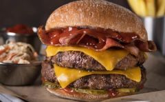Torta de carne 100% RES Premium Taylor Brand El Arreo 1 unidad